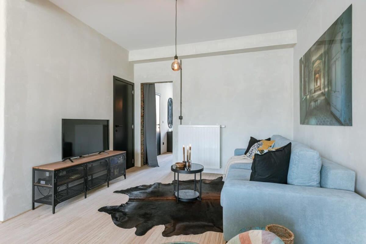 Huswell - Industrial Apartment With Terrace In Antwerpen Bagian luar foto