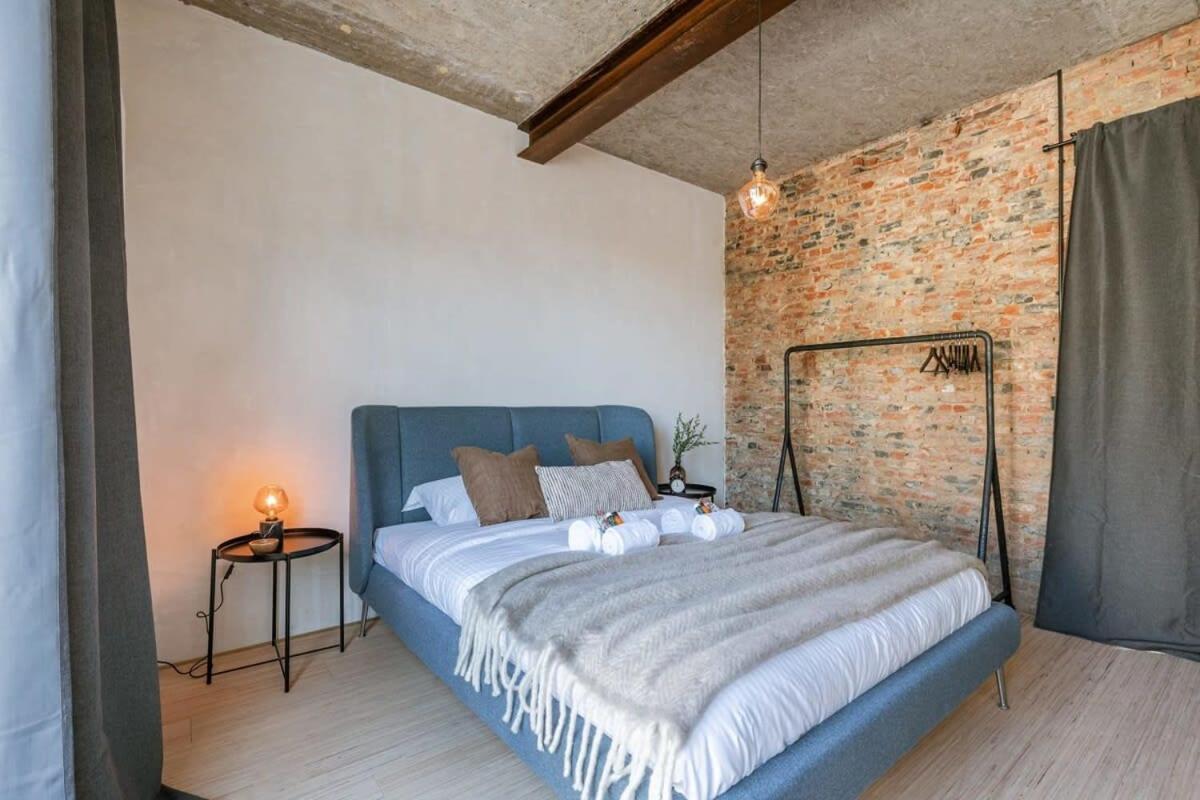 Huswell - Industrial Apartment With Terrace In Antwerpen Bagian luar foto