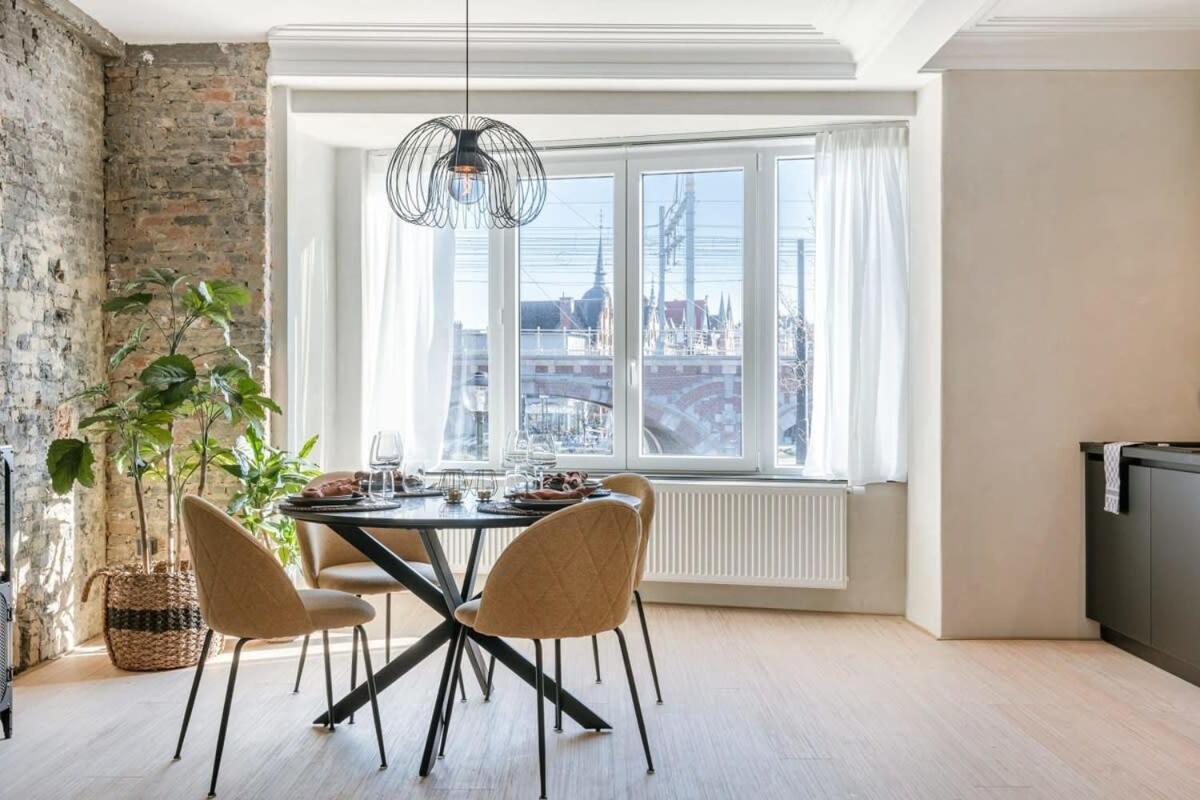 Huswell - Industrial Apartment With Terrace In Antwerpen Bagian luar foto